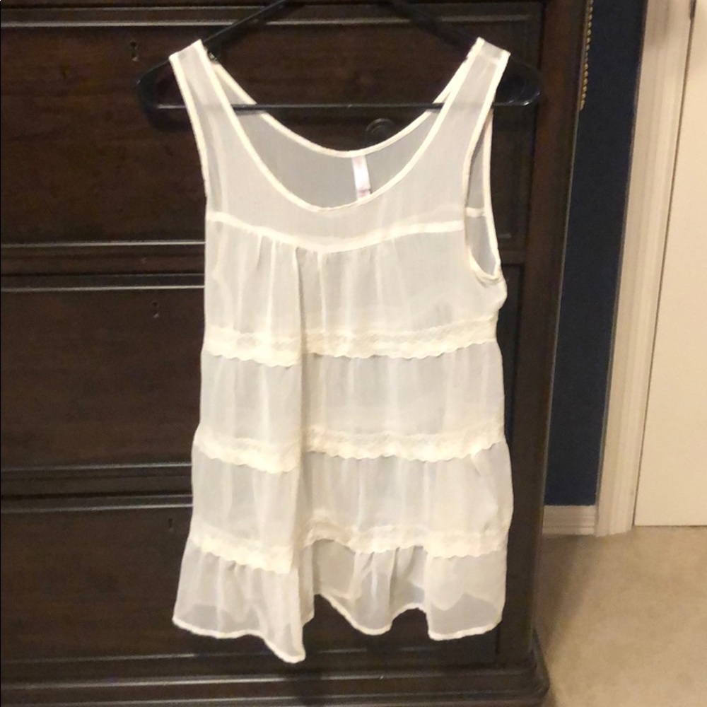 Women’s Dressy Tank Top Size M